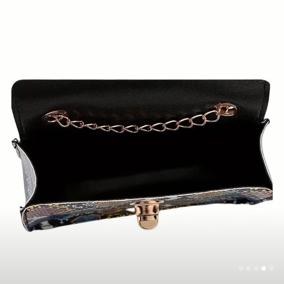 ๐โจ Gorgeous Snake Skin Pattern Satchel Bag with Scarf Decor - Stand Out - Picture 5 of 7